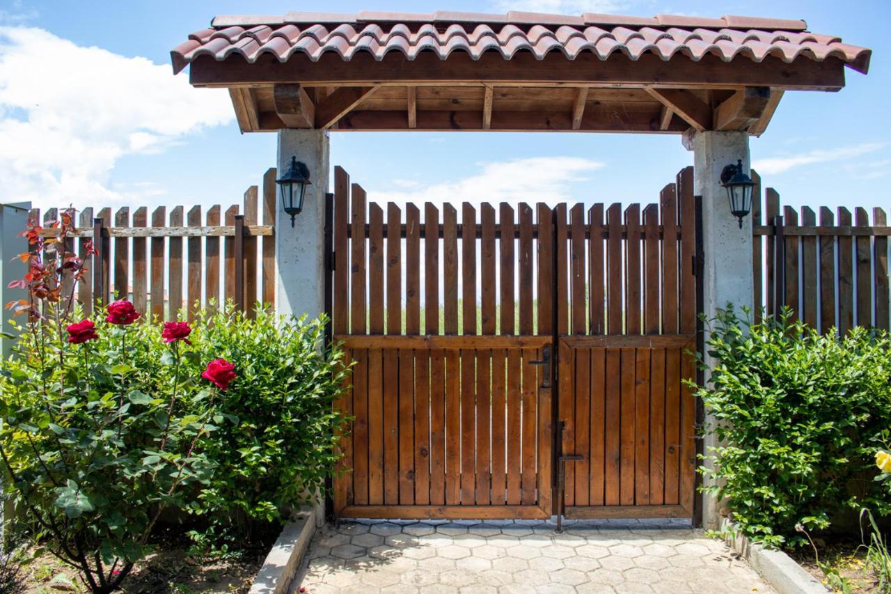 Vis Velika Bed & Breakfast Ngoại thất bức ảnh
